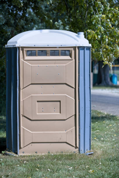 Best Portable restroom trailer rental  in St Marys, WV